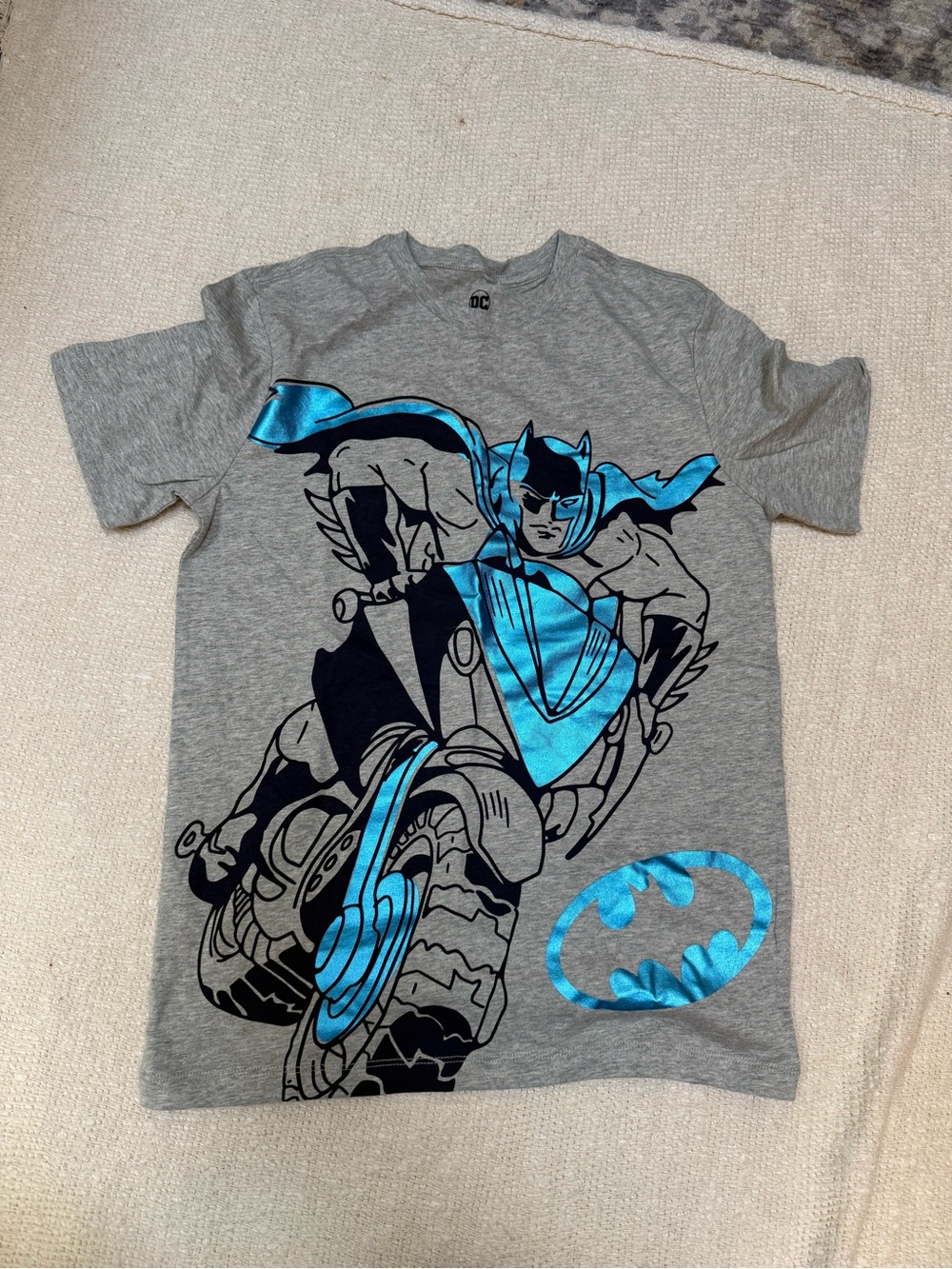 DC Comics Youth XL Gray Batman Graphic T‑Shirt with Blue Metallic Accent NWOT